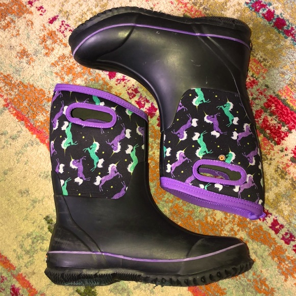 Bogs Other - Girls bogs winter boots size 6 unicorn